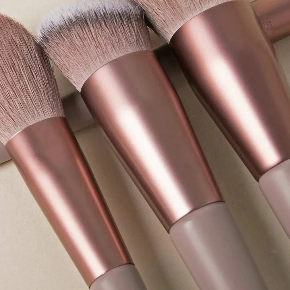 13 pcs Makeup Brushes Set for Foundation Powder Blush Eyeshadow Concealer Lip Eye Makeup Brush Cosmetics Beauty Tools(Green with Bag)
