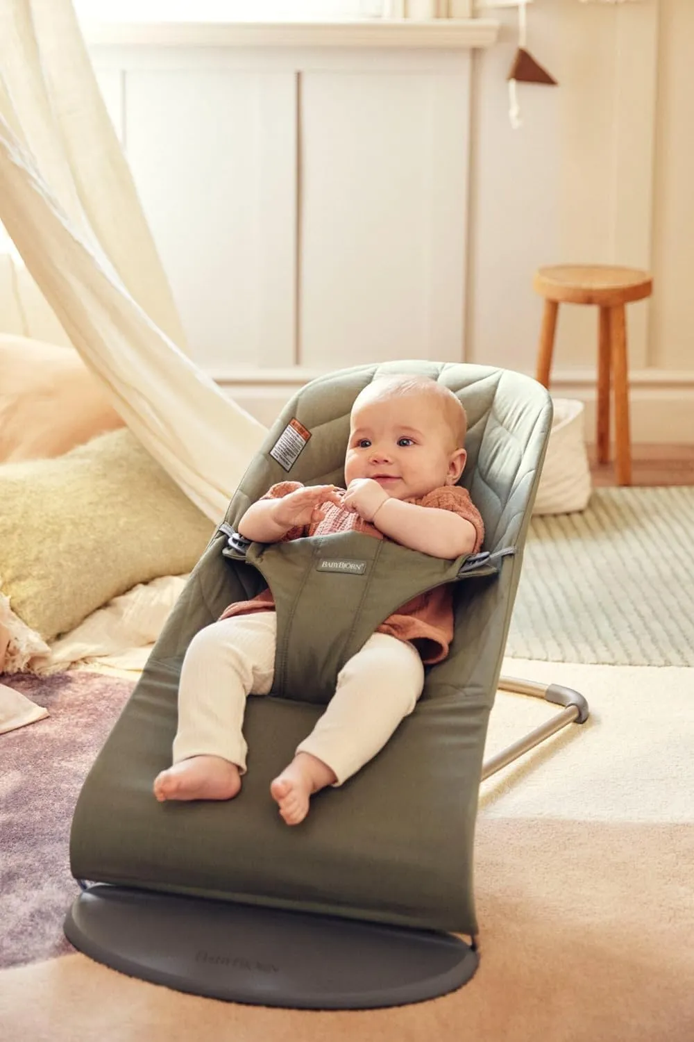 BabyBjörn Bouncer Bliss, Dark Green, Woven, Petal Quilt | 2-in-1 Adjustable Baby Bouncer Seat and Toddler Chair, Newborn to Toddler (8-29 lbs), 4 Positions, Lightweight & Portable