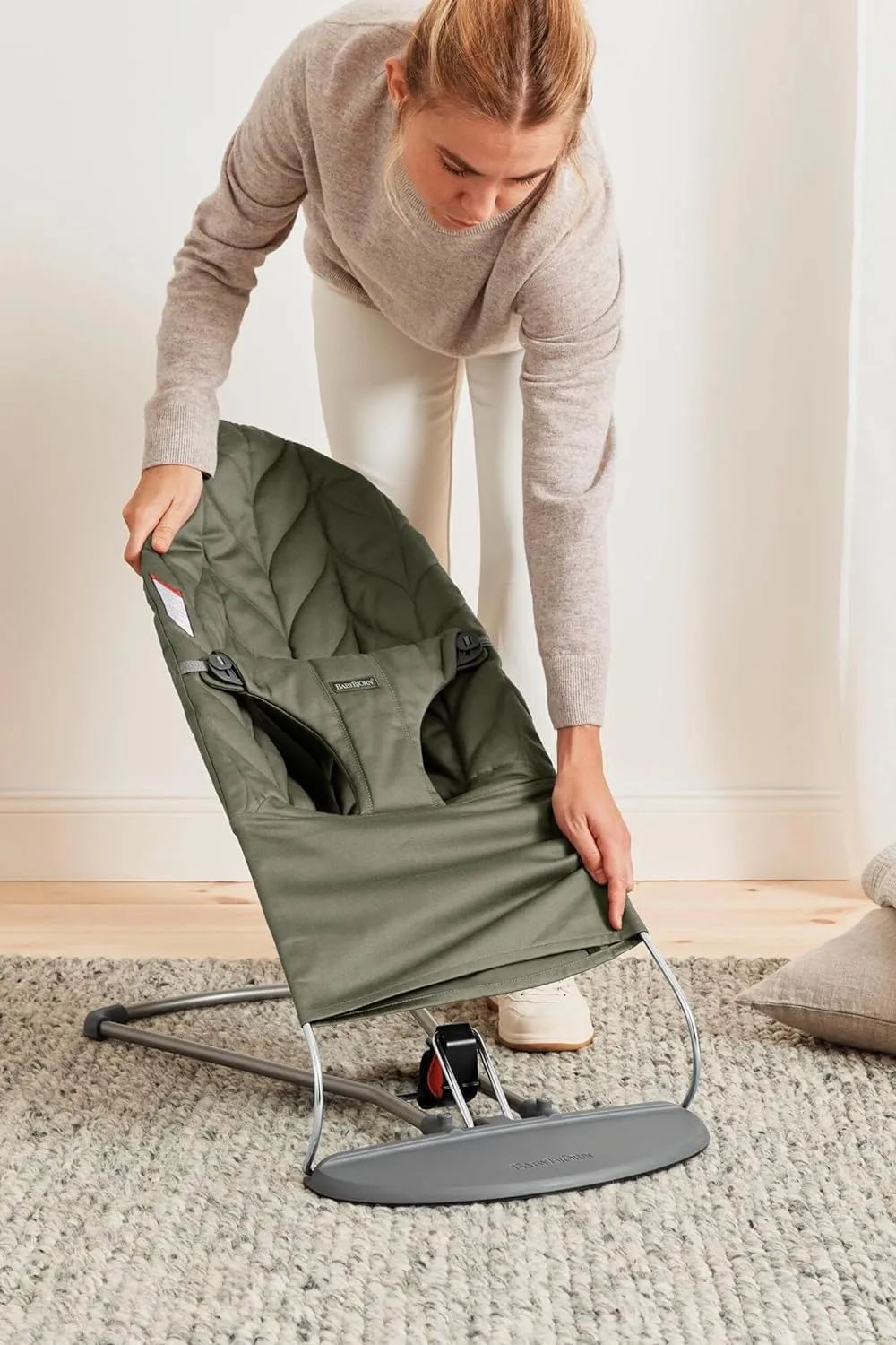 BabyBjörn Bouncer Bliss, Dark Green, Woven, Petal Quilt | 2-in-1 Adjustable Baby Bouncer Seat and Toddler Chair, Newborn to Toddler (8-29 lbs), 4 Positions, Lightweight & Portable