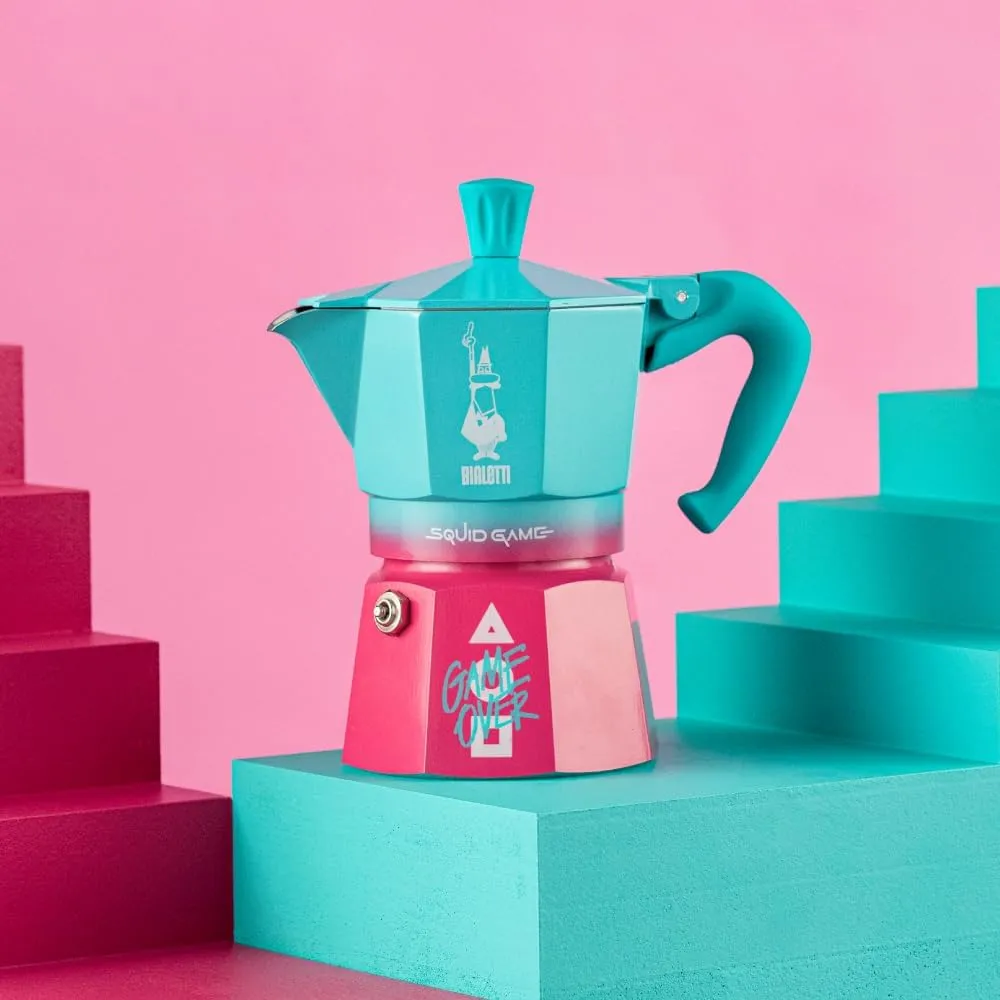 Bialetti Moka Express Squid Game©: Iconic Stovetop Espresso Maker, Moka Pot, Italian Coffee Maker, 3 Espresso Shots (4.3 oz - 130 ml), Aluminum