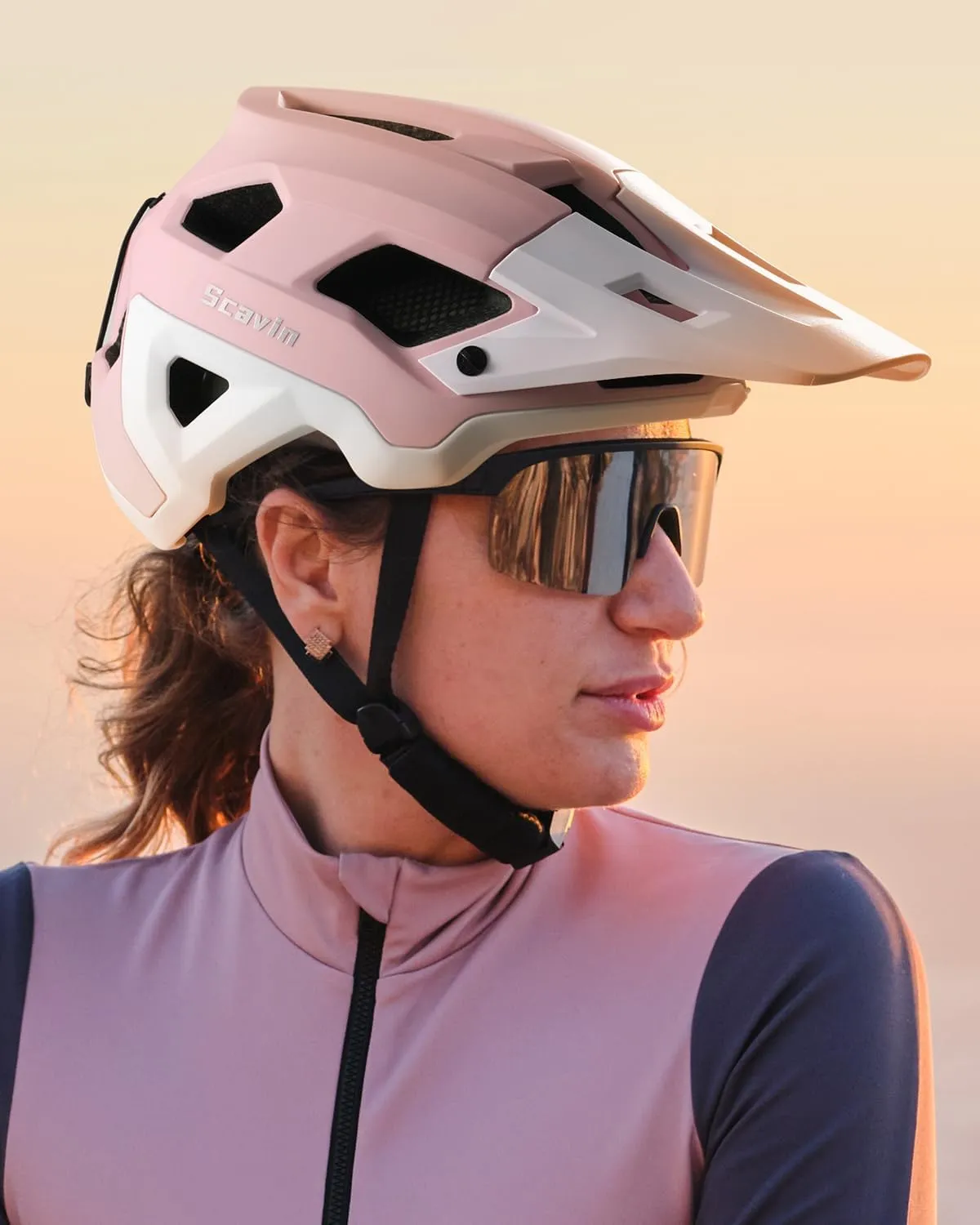Bike Helmet for Adult, Moutain Road Bicyle Helmet Certified Adjustable MTB Cycling Helmet with Removable Visor and EPS Foam Interior