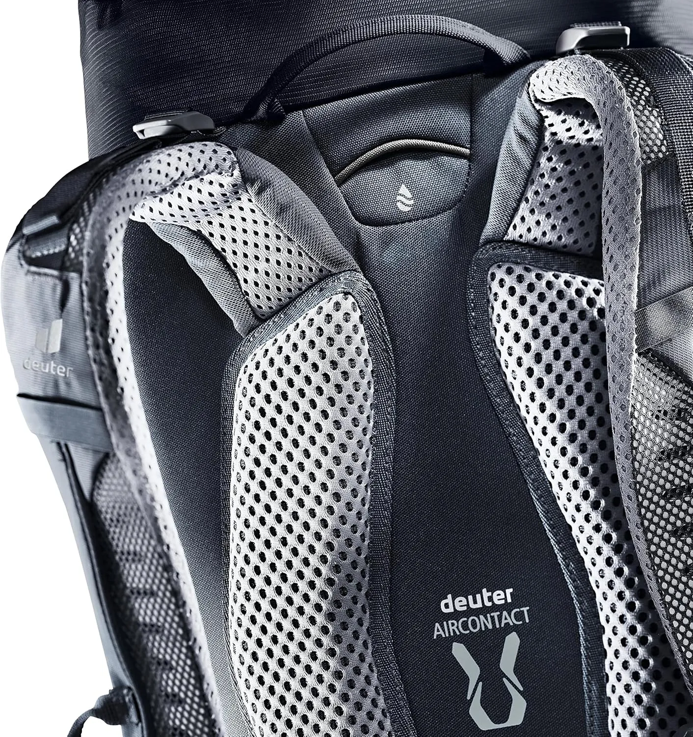 Deuter Unisex Trail 30 Hiking Backpack