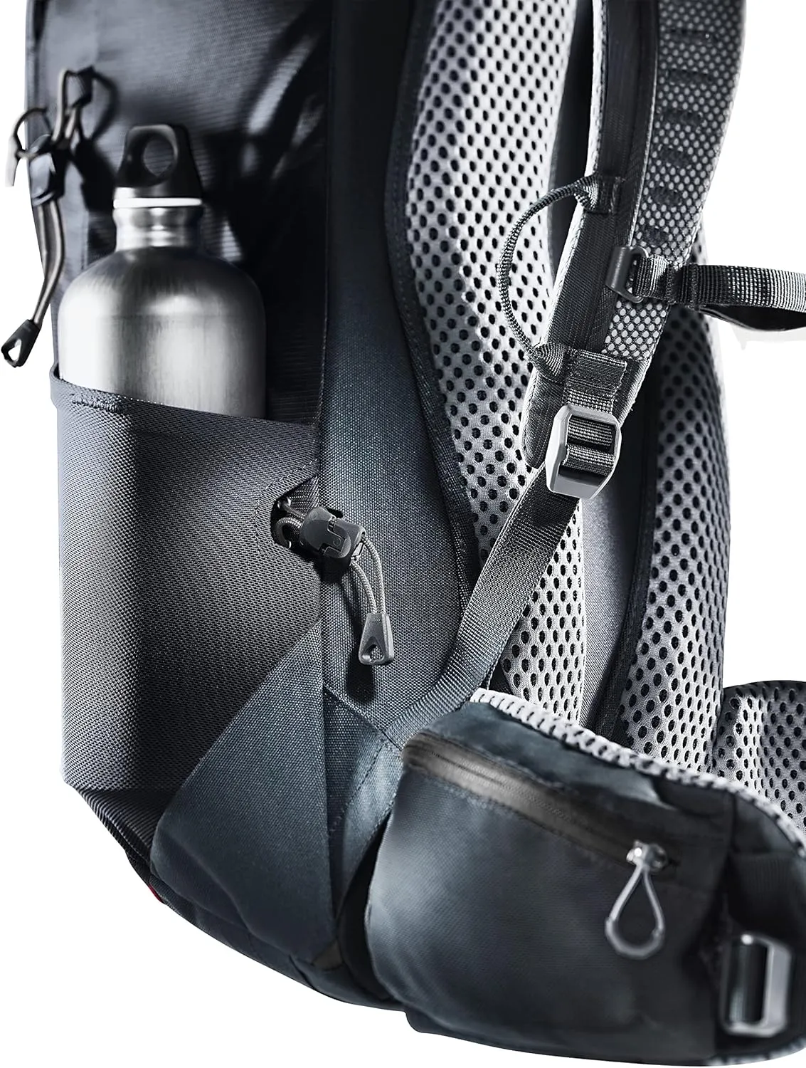 Deuter Unisex Trail 30 Hiking Backpack