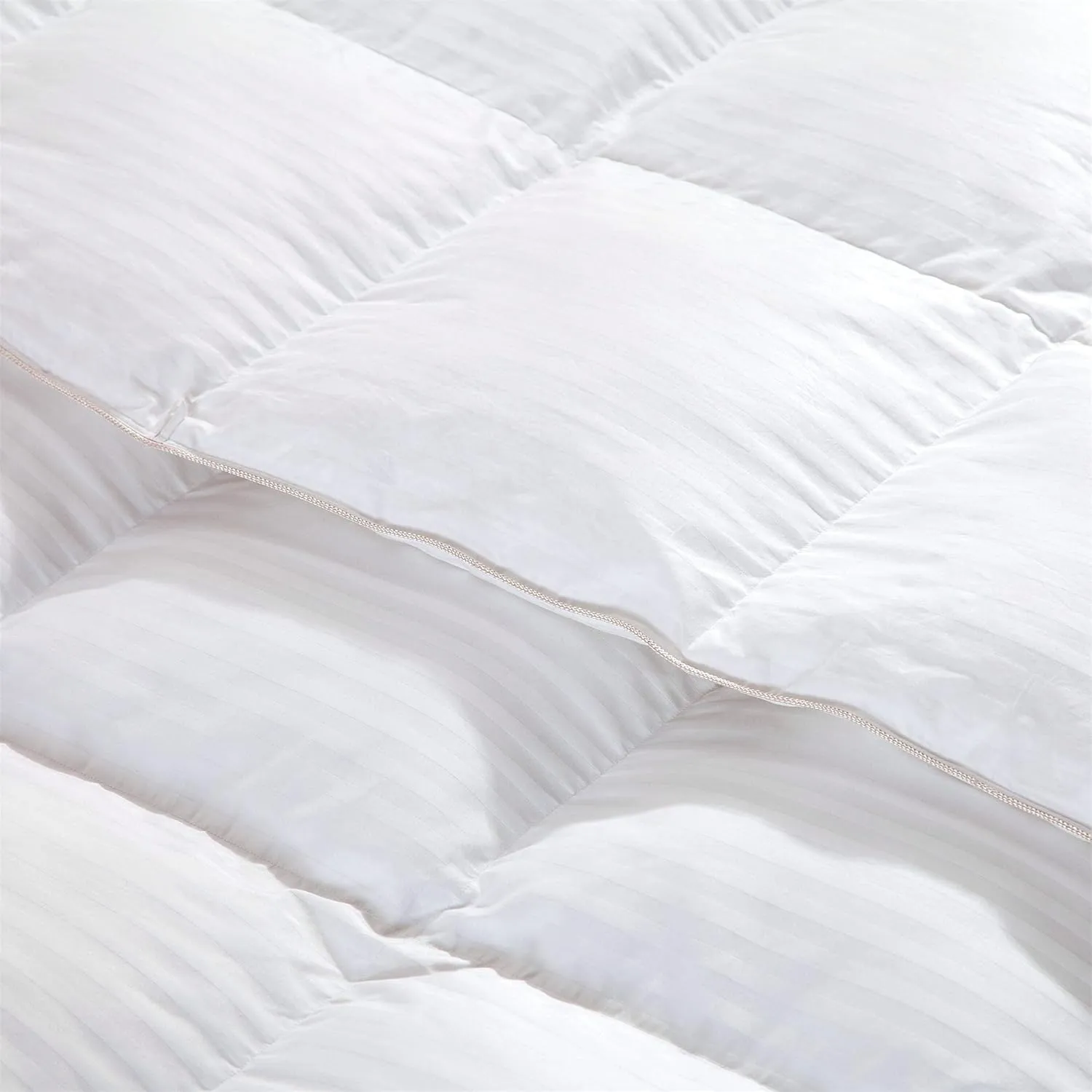 Egyptian Cotton Factory Outlet Store Luxurious All-Season Goose Down Comforter Duvet Insert, Exquisite Queen White Stripe Design, 1200 Thread Count 100% Cotton Down Proof Fabric, 55 oz. Fill Weight