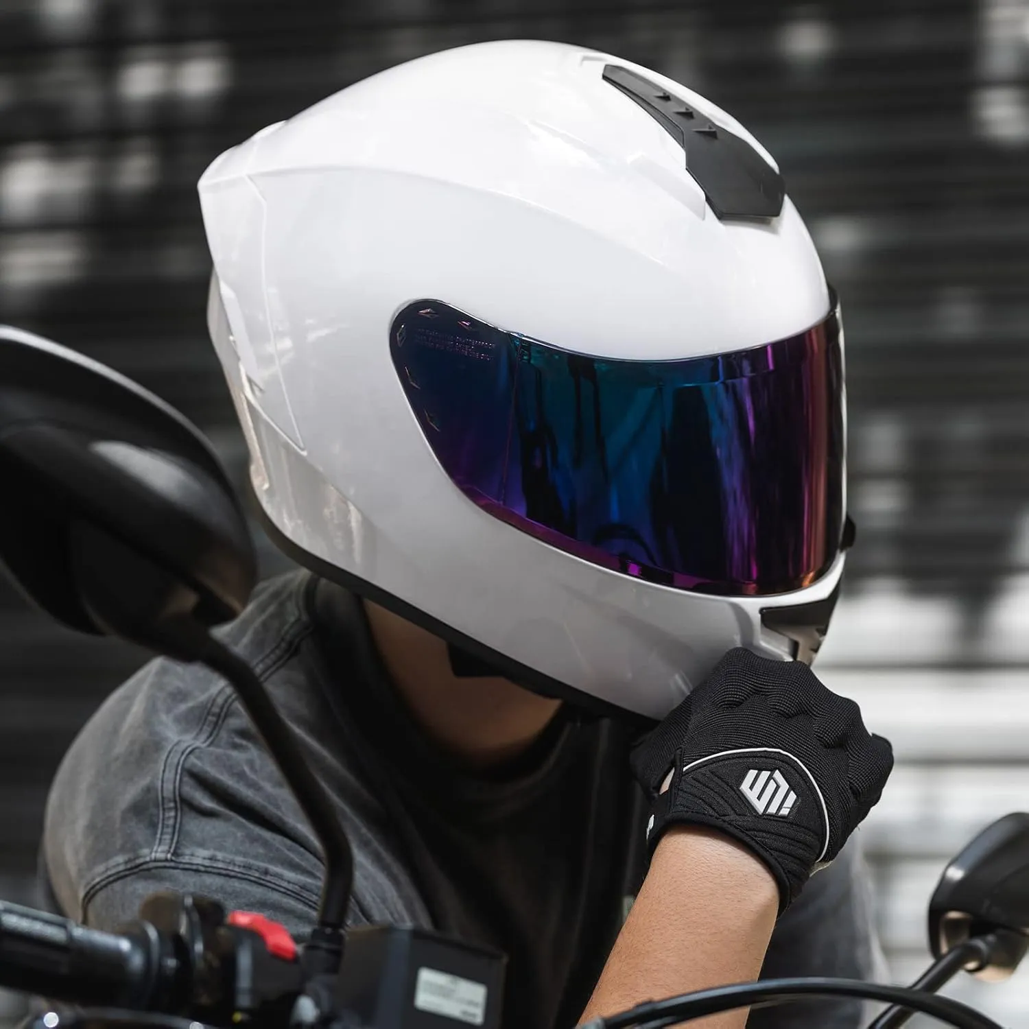 Full Face Motorcycle Helmets for Adults Men and Women DOT Street Bike Racing Helmet with Tinted Visor Model MD-813