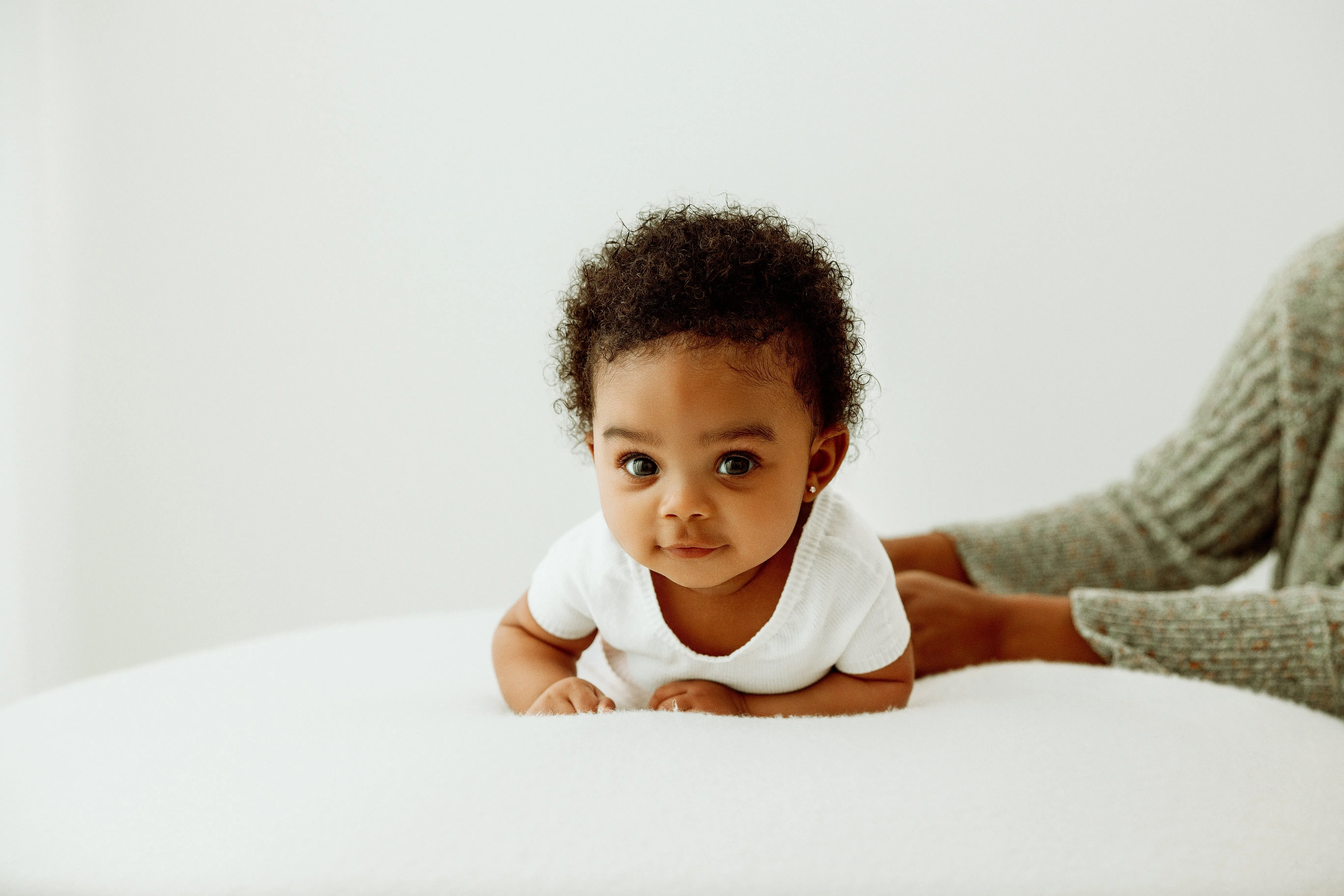 Grey Arms Out™ Short Sleeve Sleep Sack