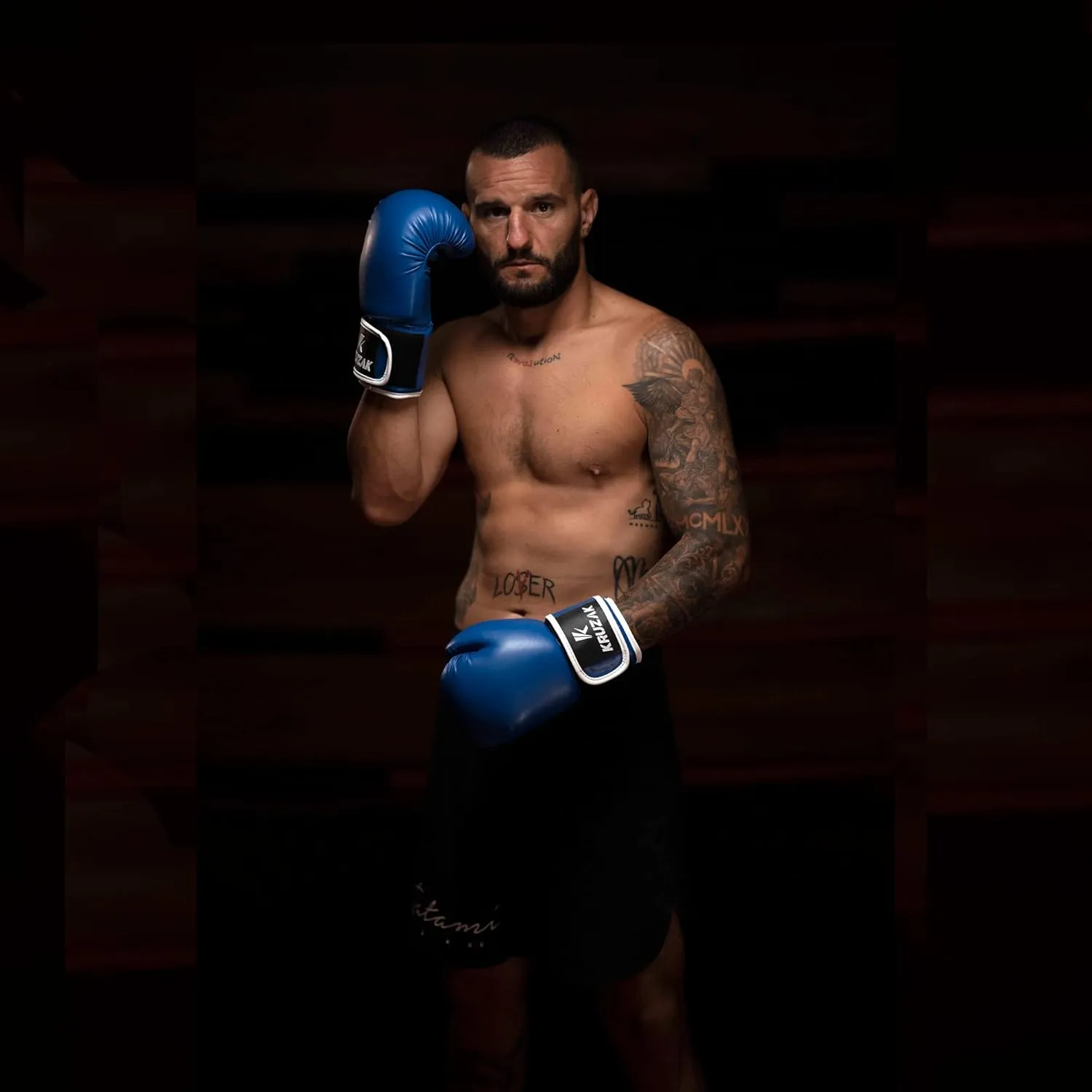Kruzak Plain Focus Mitts and Boxing Gloves Set for Kickboxing and Muay Thai MMA Training - Fitness Kit with Punching Pads for Martial Arts and Karate