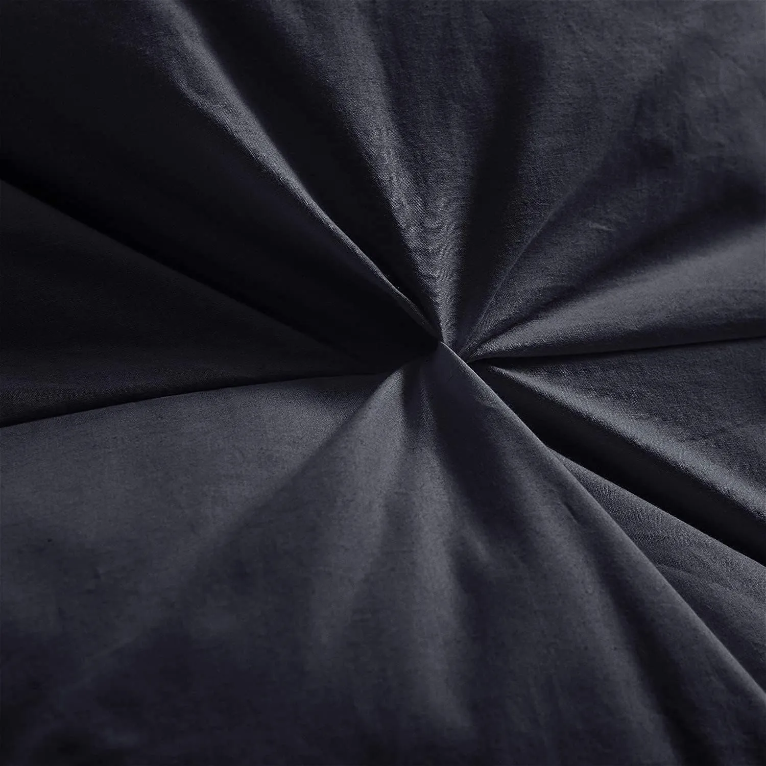 Luxurious All-Season Goose Down Feather Fiber Comforter Twin Size Duvet Insert, Exquisite Pinch Pleat Design, Premium Baffle Box, 100% Egyptian Cotton Cover, 50 oz. Fill Weight, Black