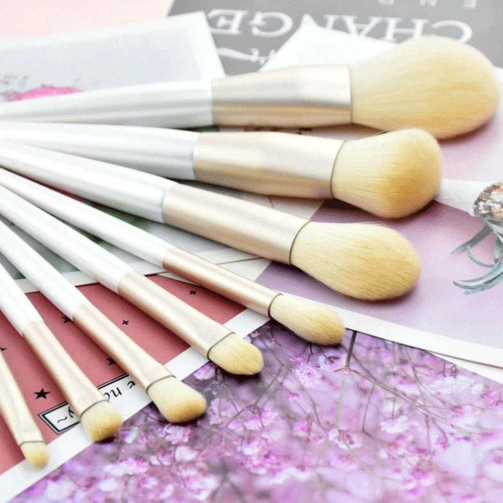 Makeup Brushes Set 8PCs Professional Makeup Brushes,Soft and Odor-free Natural Synthetic Bristles,for Face Powder Blush Eyeshadow Brushes Tool Kit (Beige)