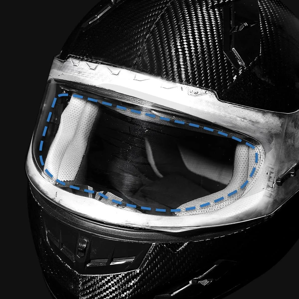 Motorcycle Helmet Visor Anti Fog Film - Helmet Face Shield Anti-fog Insert Fog-resistant Clear Visor for Riding in Humid Cold Weather,Easy to Install,No Glue Residue Left,Long-Term Effects,Ride Safe