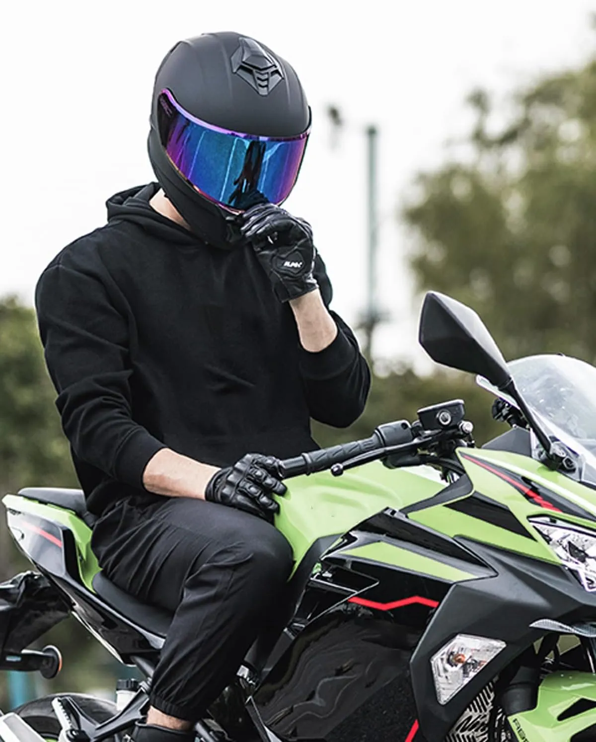 Motorcycle Helmets for Adult Men Women, Full Face Lightweight Street Bike Racing DOT Helmet with Extra Clear Visor Model AU-T801 Matte Black, Large