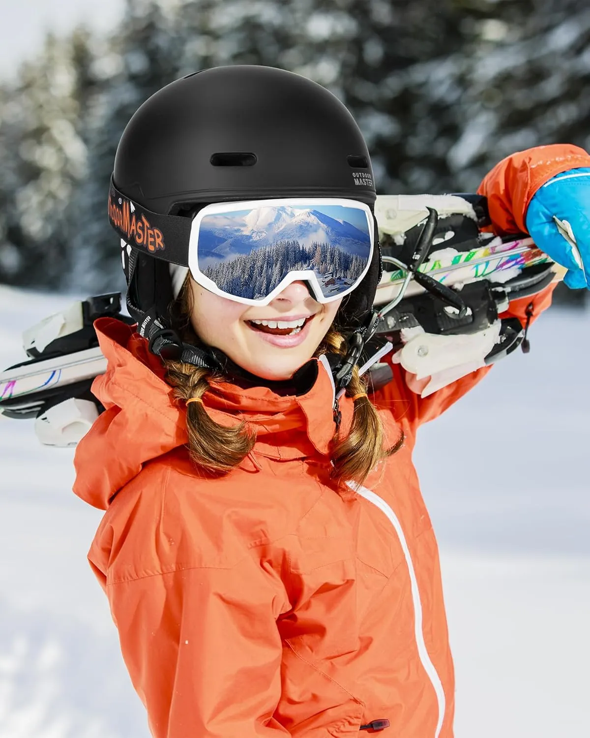 OutdoorMaster Snow Helmet