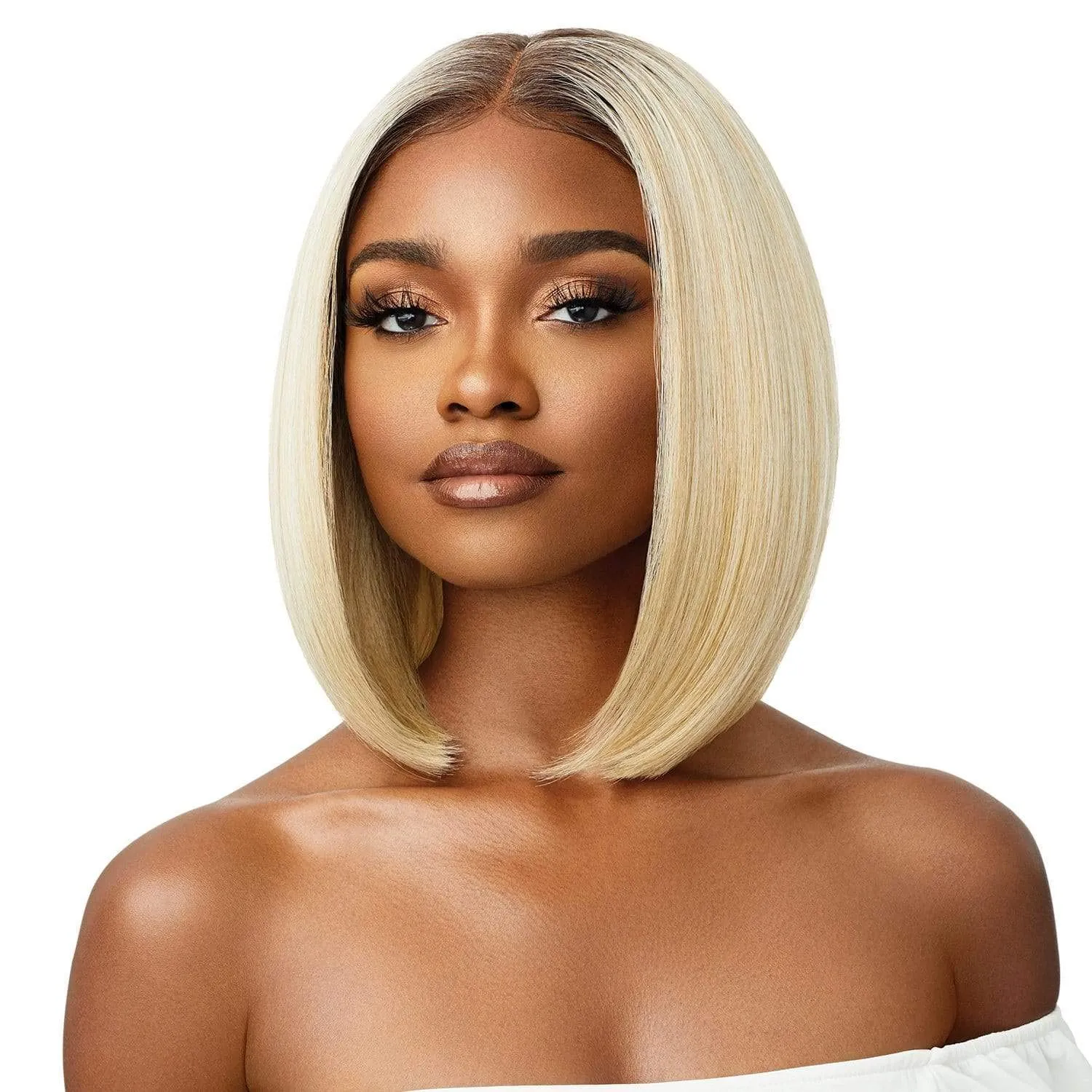 Outre Lace Front Wig Perfect Hair Line 13X4 JENISSE (DRCHOCRM)