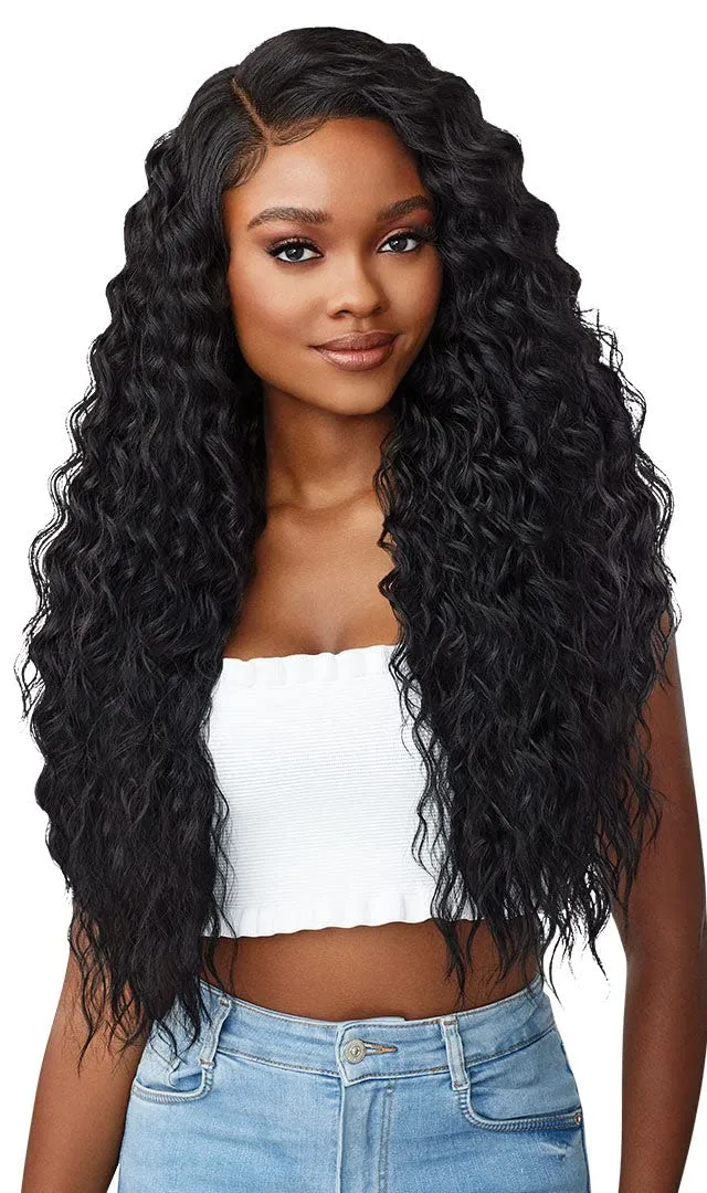 Outre Perfect Hairline Faux Scalp 13x6 Fully Hand Tied Lace Wig HD Transparent lace CHEYENNE (613)
