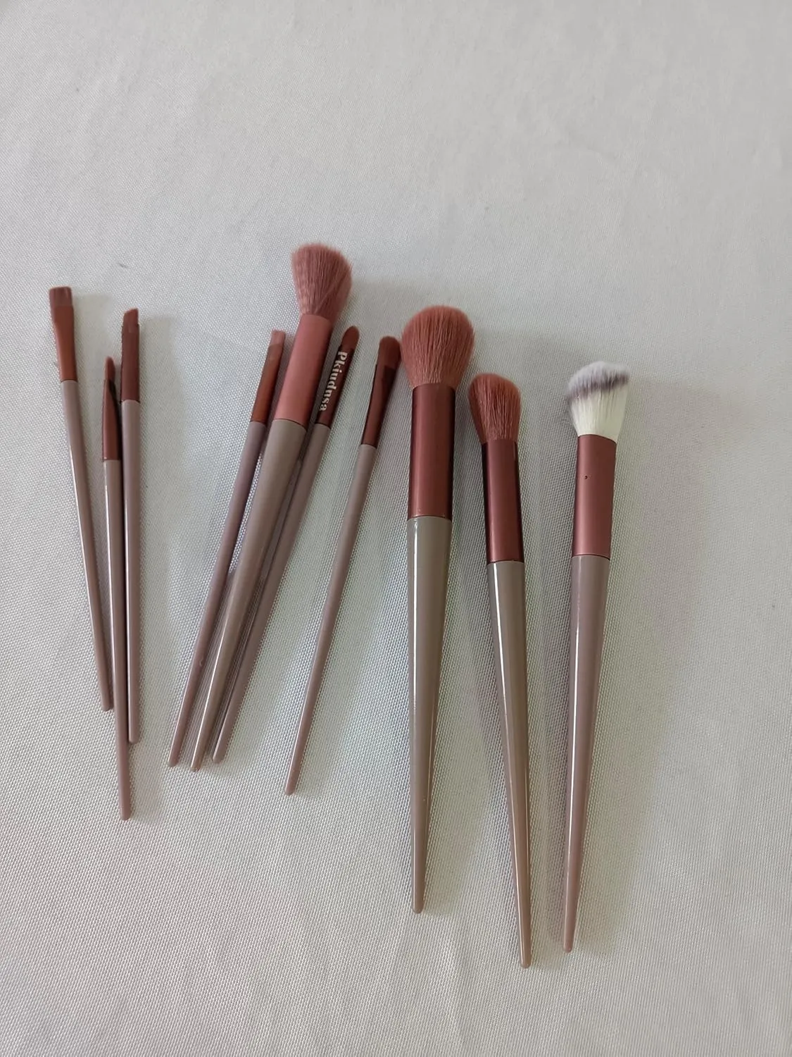 Pkiudnsa Make-up brushes synthetic foundation concealer eye shadow blush makeup brush