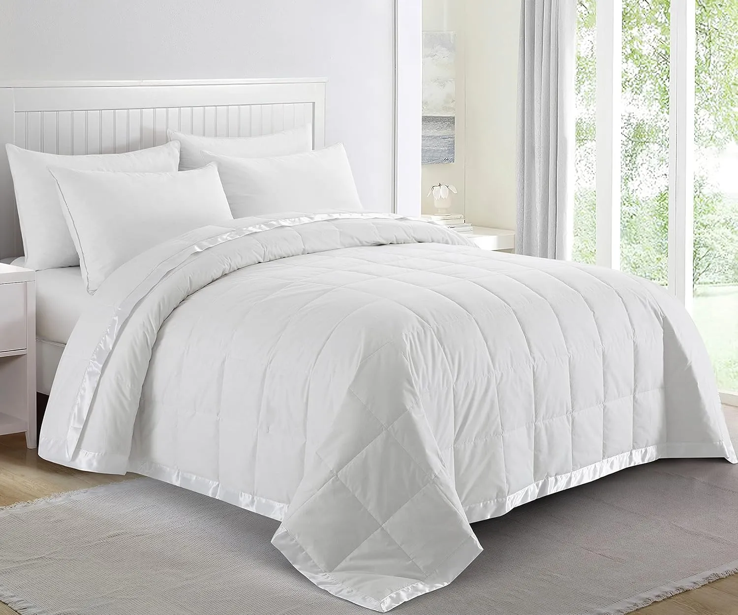 puredown® Blankets King Size - Soft Lightweight Down Blanket for All Seasons, Cozy Warm Luxury Bed Blanket with Satin Trim, Cotton Cover, White (108"X90")