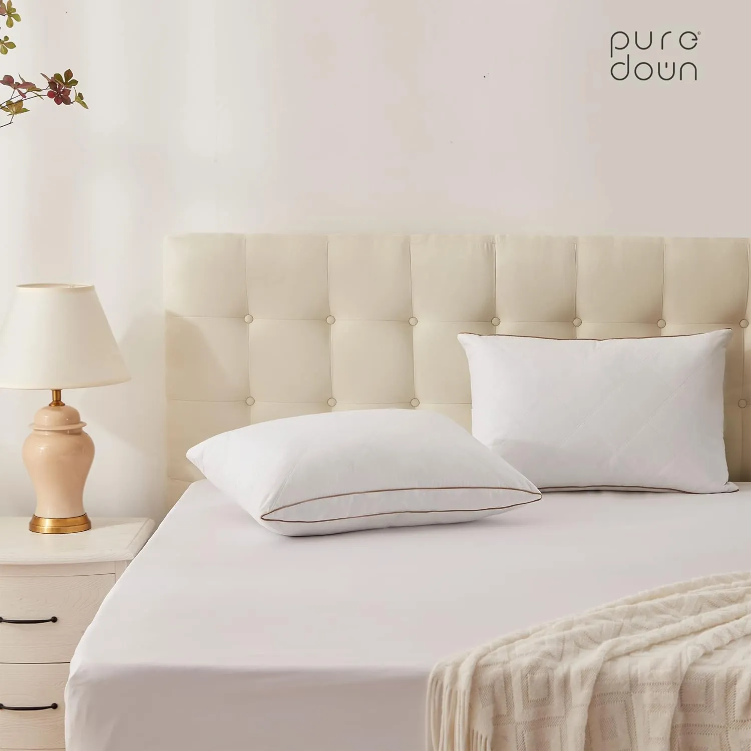 puredown® Natural Goose Down Feather Pillows for Sleeping Oval Gusseted Feather Down Pillow 100% Cotton Pillow Cover with Leaf Quilting Standard/Queen Set of 2