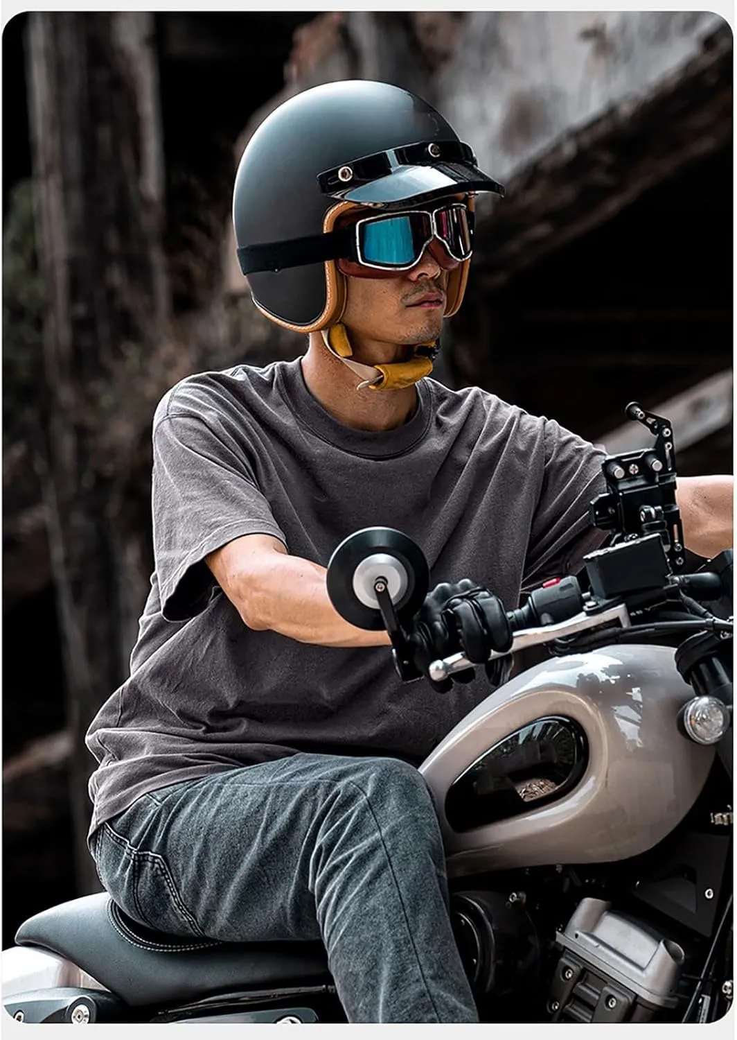 Retro Motorcycle Half Helmet Brain-Cap Jet Helmet for Adult Men and Women DOT Approved Half Shell Helmet Retro Chopper Scooter Helmet with Sun Visor Open-Face Motorbike Helmet