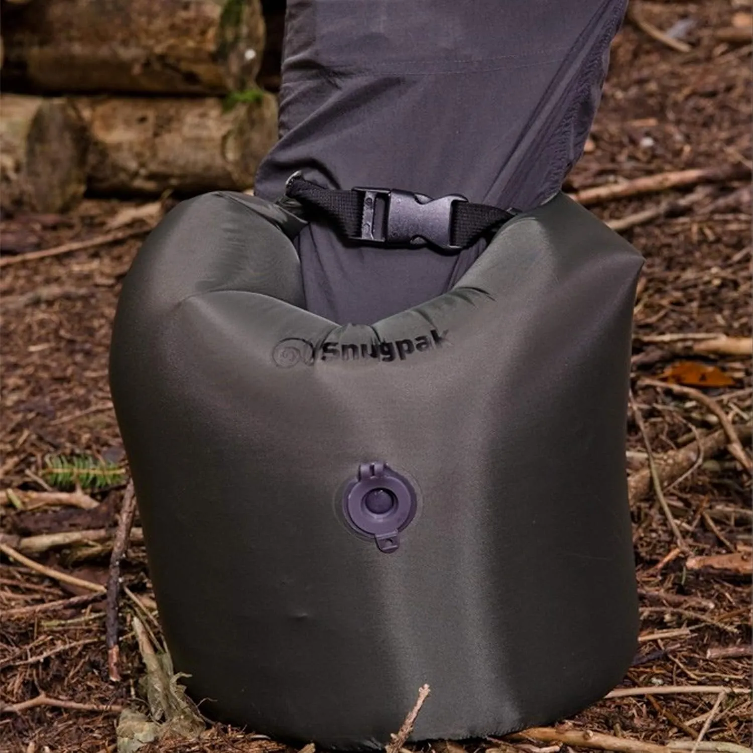 Snugpak Dri-Sak with Air Valve, Waterproof Storage Bag with Roll and Clip Seal, 20 Liter, Olive