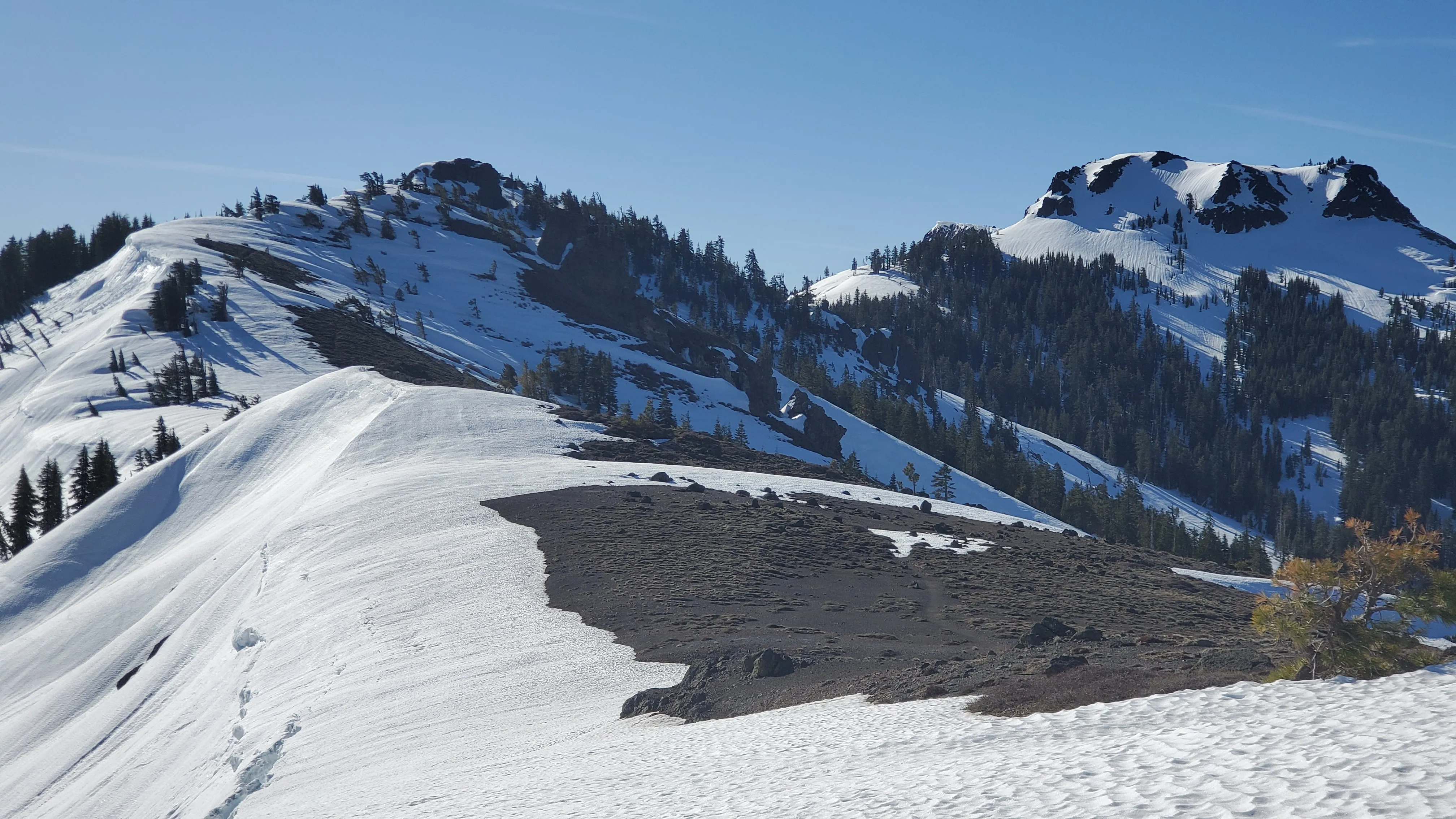 Sugar Bowl to Palisades Ski Tour