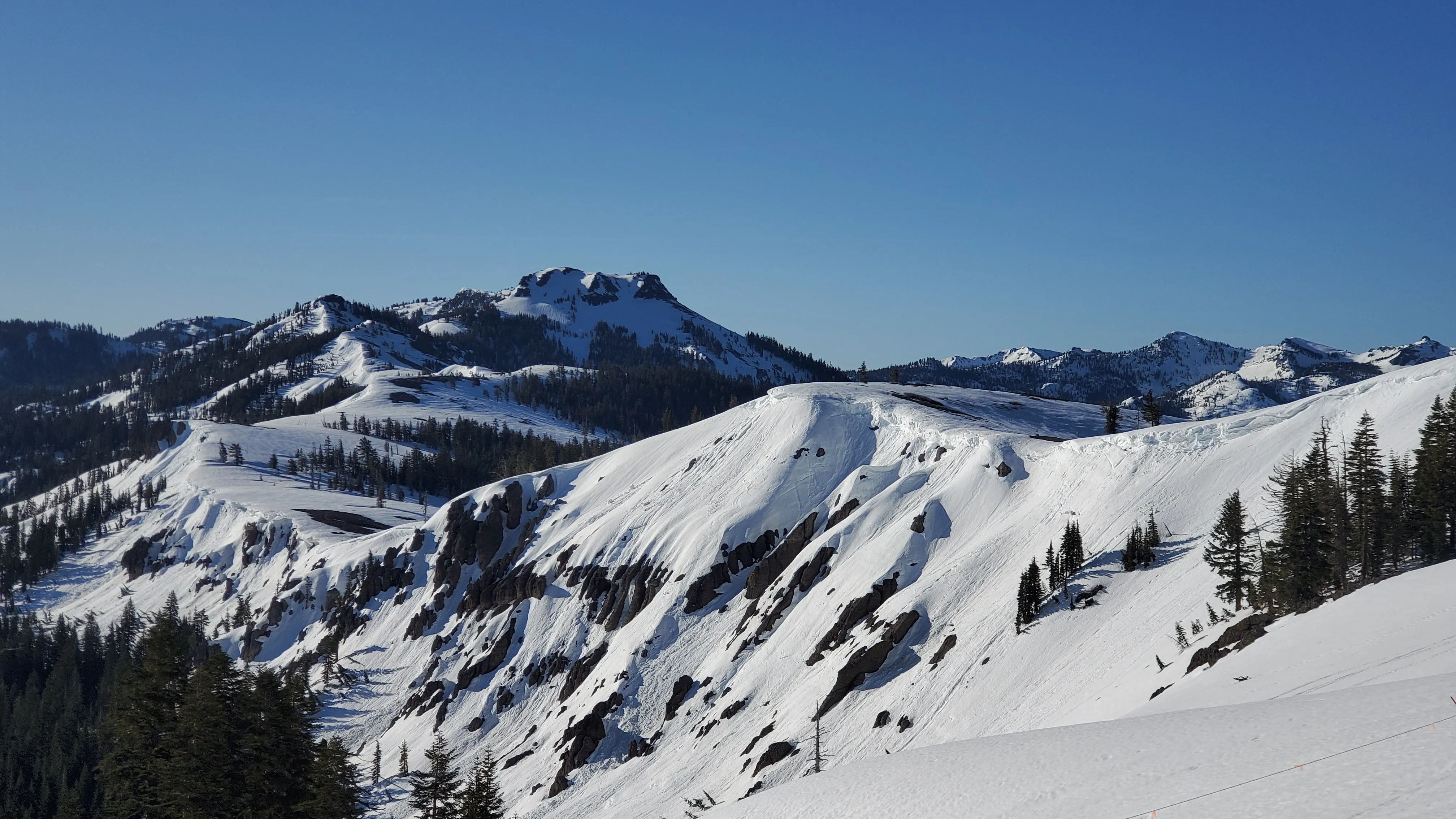 Sugar Bowl to Palisades Ski Tour